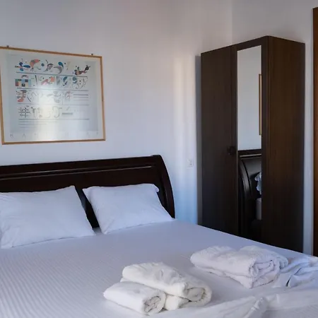 Ferienhaus Our Parent's House. Family House For Rent Skála Kallirákhis