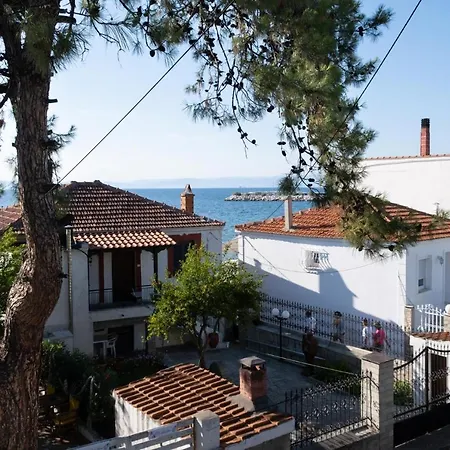 Our Parent's House. Family House For Rent בית נופש