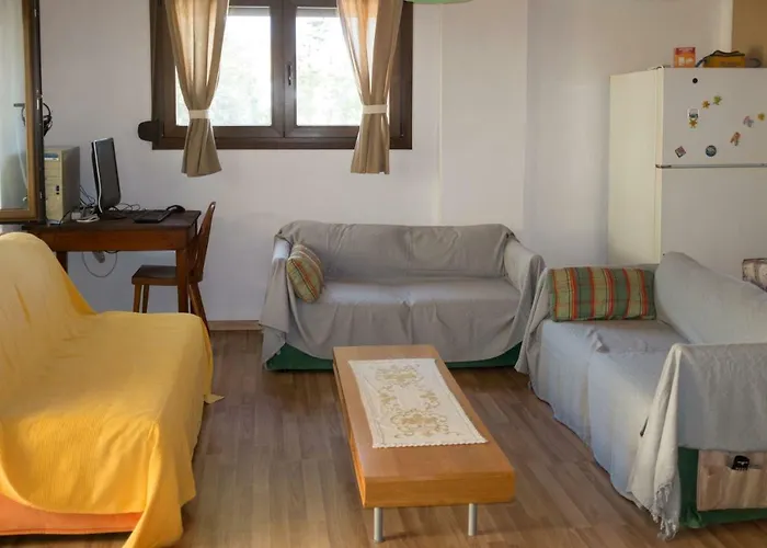 Our Parent's House. Family House For Rent Σπίτι διακοπών *