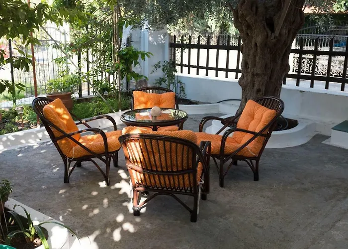 Our Parent's House. Family House For Rent Σπίτι διακοπών *